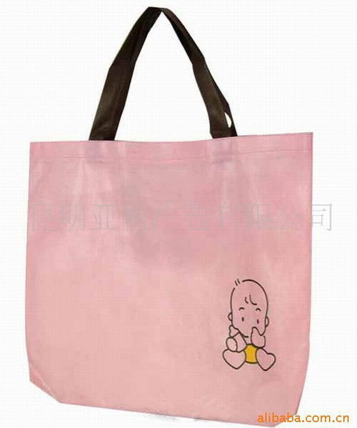 云南昆明印刷廠 專業打造高品質紙類印刷產品，從手提袋到禮品盒的全方位服務